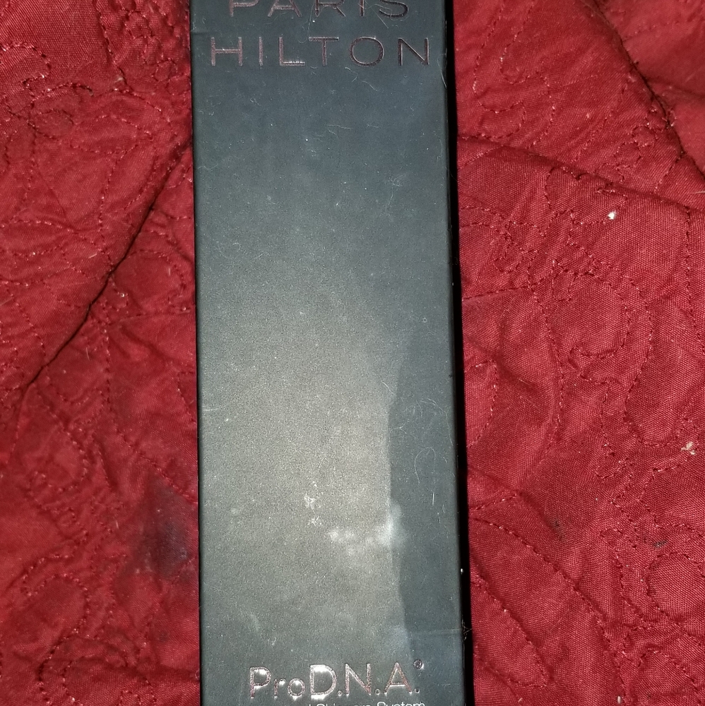 Paris Hilton ProD.N.A. Dual Action Gel